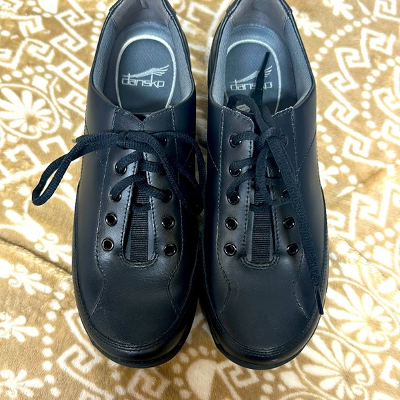 DANSKO 38/7.5 8.0 Emma Black Leather SLIP RESISTANT Work Walking Shoe Minty $110 - Picture 1 of 7